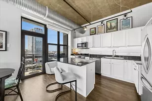 849 N Franklin St, Chicago, IL 60610 - Photo 11