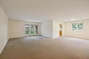 546 Banyon Lane, La Grange, IL 60525 - Photo 3