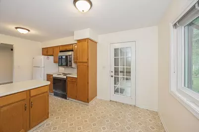 546 Banyon Lane #B, La Grange, IL 60525 - Photo 9