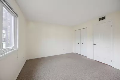 546 Banyon Lane #B, La Grange, IL 60525 - Photo 17