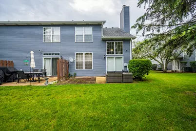201 Huntington Court, Oswego, IL 60543 - Photo 5