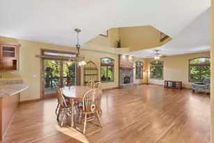 14141 Persimmon Dr, Orland Park, IL 60467 - Photo 15
