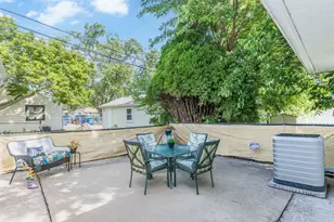 8818 S Kildare Ave, Hometown, IL 60456 - Photo 23