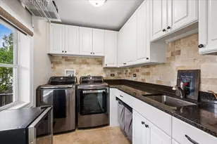 6730 N Octavia Ave, Chicago, IL 60631 - Photo 15