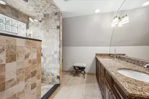 6730 N Octavia Ave, Chicago, IL 60631 - Photo 19