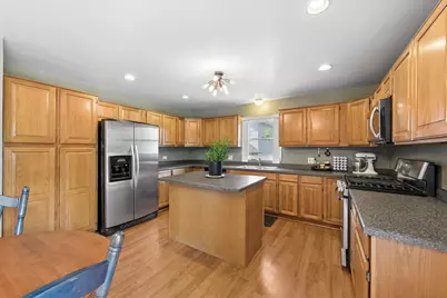 517 N Warwick Avenue, Westmont, IL 60559 - Photo 7