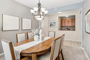 4044 Chesapeake Ln, Naperville, IL 60564 - Photo 7