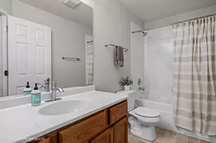 2729 Granite Ct, Prairie Grove, IL 60012 - Photo 17