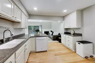 599 St Andrews Ct, Crystal Lake, IL 60014 - Photo 13