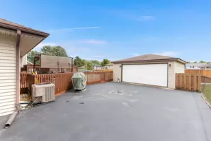 3842 Jonathan Simpson Dr, Joliet, IL 60431 - Photo 21