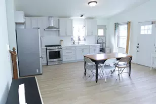 613 Oakwood Dr, Round Lake Beach, IL 60073 - Photo 5