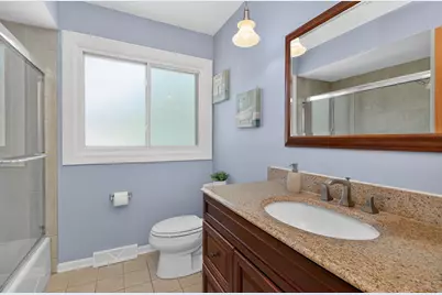 6716 Trenton Lane, Darien, IL 60561 - Photo 17