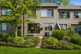 404 Shoreline Rd, Lake Barrington, IL 60010 - Photo 21