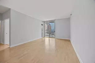 421 W Huron St, Chicago, IL 60654 - Photo 7