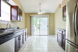 2088 Pennsbury Ln, Hanover Park, IL 60133 - Photo 3