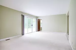 2088 Pennsbury Ln, Hanover Park, IL 60133 - Photo 25