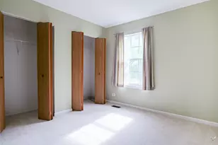 2088 Pennsbury Ln, Hanover Park, IL 60133 - Photo 15