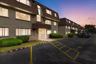 8804 Briar Ct, Des Plaines, IL 60016 - Photo 15