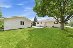 3915 Terrance Ferry Dr, Joliet, IL 60431 - Photo 17