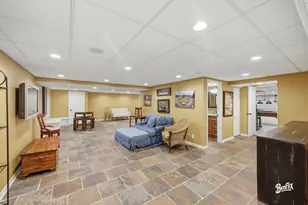2051 N Ridge Ave, Arlington Heights, IL 60004 - Photo 21