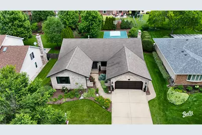 2051 N Ridge Avenue, Arlington Heights, IL 60004 - Photo 1