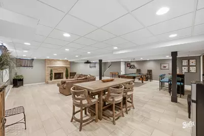 2051 N Ridge Avenue, Arlington Heights, IL 60004 - Photo 19