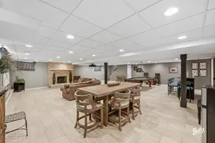2051 N Ridge Ave, Arlington Heights, IL 60004 - Photo 19