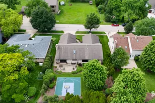 2051 N Ridge Ave, Arlington Heights, IL 60004 - Photo 29