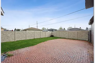 7807 Nagle Avenue, Burbank, IL 60459 - Photo 43