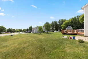 402 Scarlet Oak Dr, Poplar Grove, IL 61065 - Photo 27