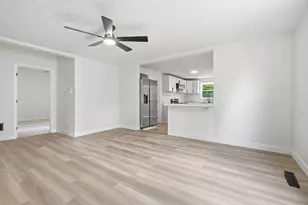 1313 Ewing St, Bloomington, IL 61701 - Photo 23