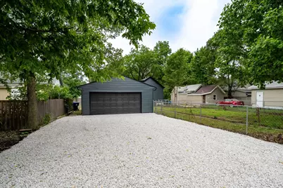 1313 Ewing Street, Bloomington, IL 61701 - Photo 29