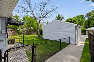 5505 Oakton St, Morton Grove, IL 60053 - Photo 21