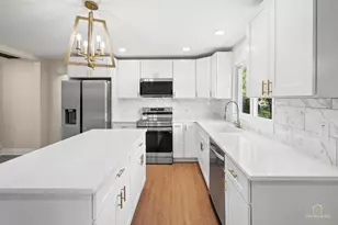 5505 Oakton St, Morton Grove, IL 60053 - Photo 11