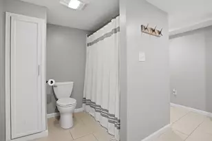215 Lincoln St, Chenoa, IL 61726 - Photo 31