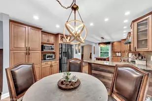 227 Stratford Ln, Inverness, IL 60010 - Photo 15