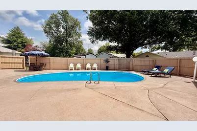 545 Meadowbrook, Centralia, IL 62801 - Photo 1