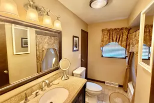 545 Meadowbrook, Centralia, IL 62801 - Photo 13