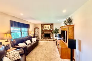 545 Meadowbrook, Centralia, IL 62801 - Photo 3