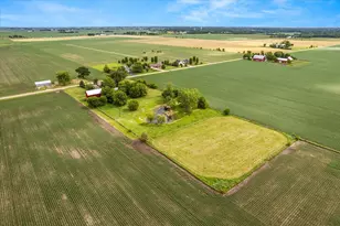 2418 N 47th Rd, Somonauk, IL 60552 - Photo 27