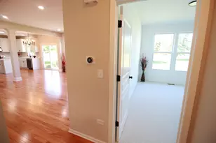 4 Catalpa Ct, Bolingbrook, IL 60490 - Photo 17