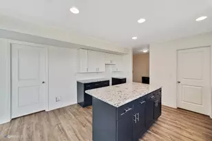718 Western Dr, Braidwood, IL 60408 - Photo 5