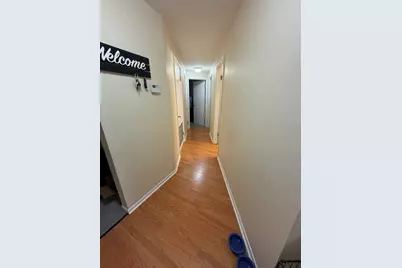3900 W 95th Street #305, Evergreen Park, IL 60805 - Photo 3