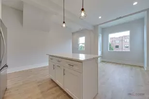 1746 N California Ave, Chicago, IL 60647 - Photo 7