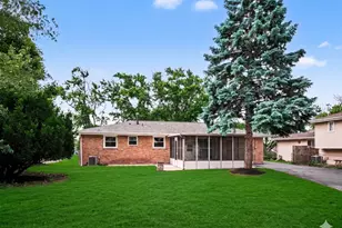126 59th St, Willowbrook, IL 60527 - Photo 29