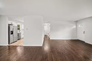 126 59th St, Willowbrook, IL 60527 - Photo 5