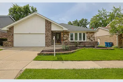 1213 Hawkins Avenue, Downers Grove, IL 60516 - Photo 1