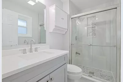 1213 Hawkins Avenue, Downers Grove, IL 60516 - Photo 17