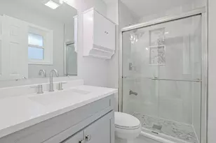 1213 Hawkins Ave, Downers Grove, IL 60516 - Photo 17