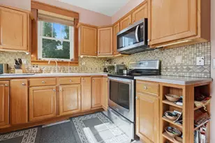 56 Whites Pl, Bloomington, IL 61701 - Photo 15